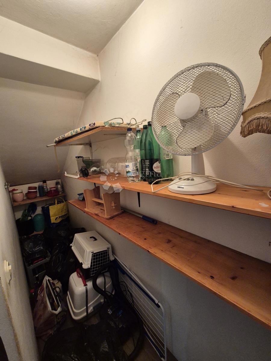 Hiša Podbilo, Senj, 162m2