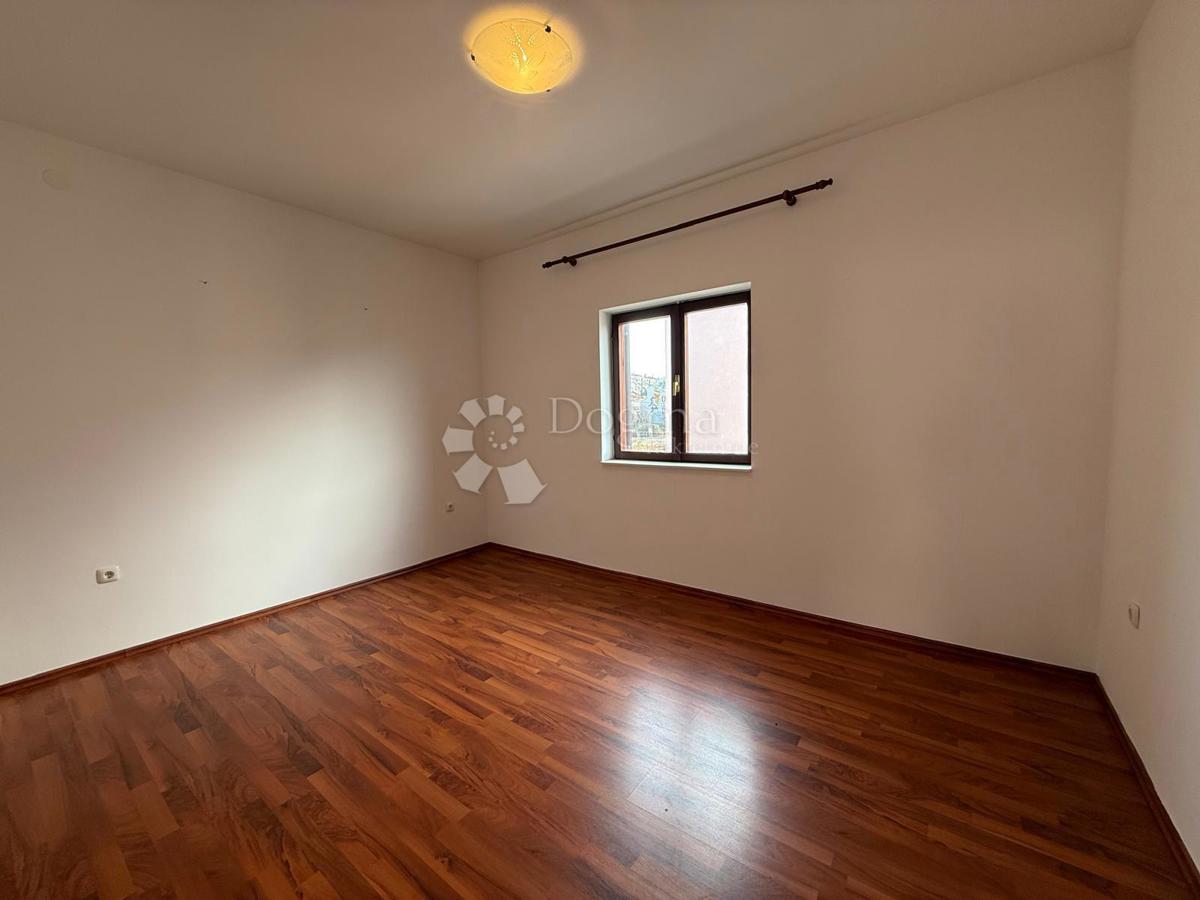 Hiša Drenova, Rijeka, 315m2