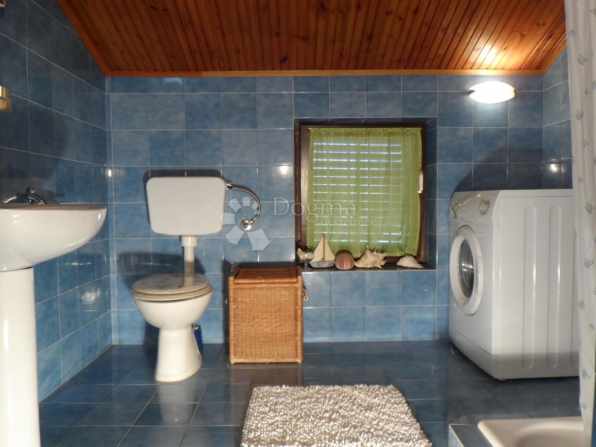 Hiša Nova Vas, Poreč, 318,31m2