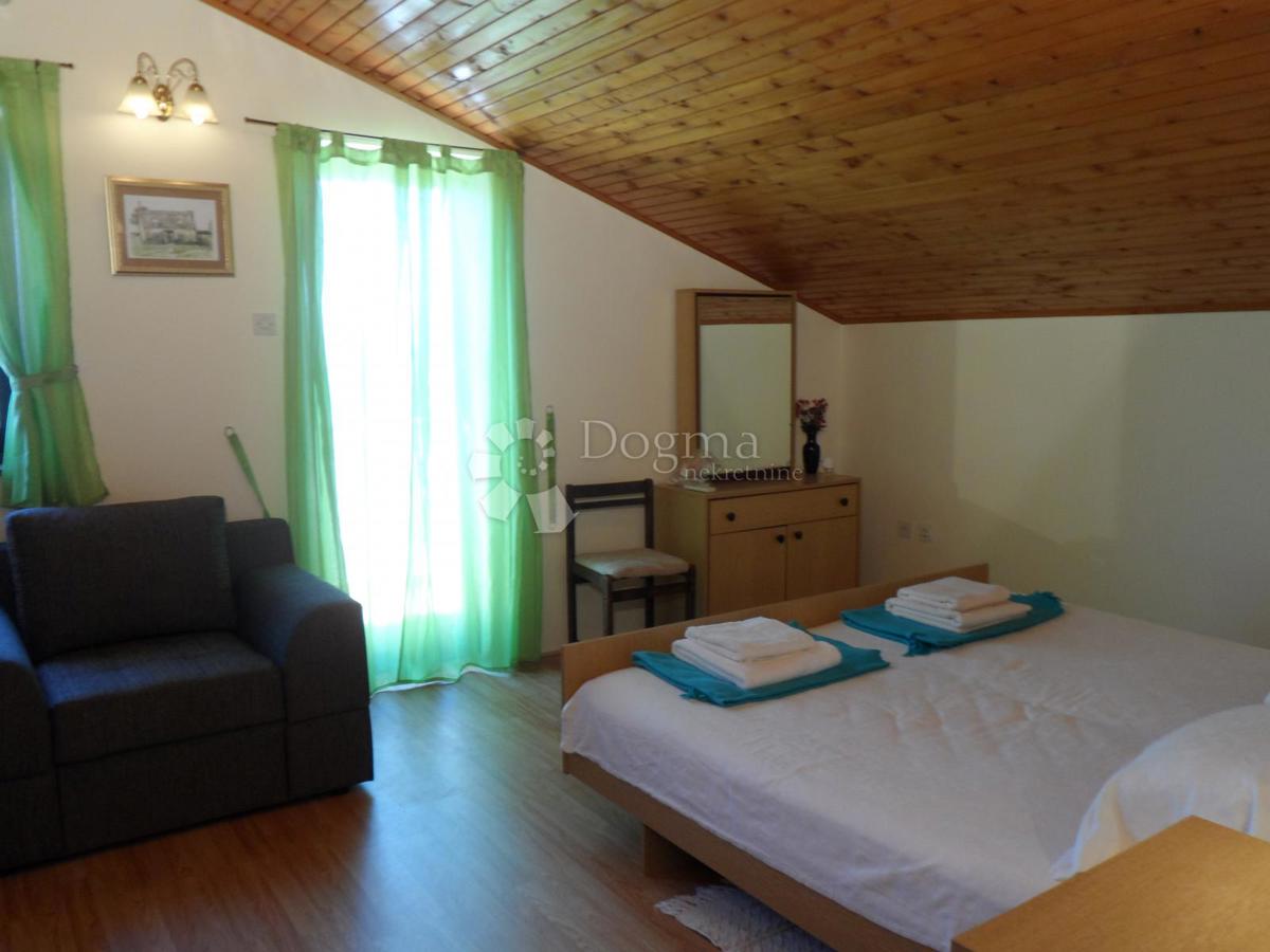 Hiša Nova Vas, Poreč, 318,31m2