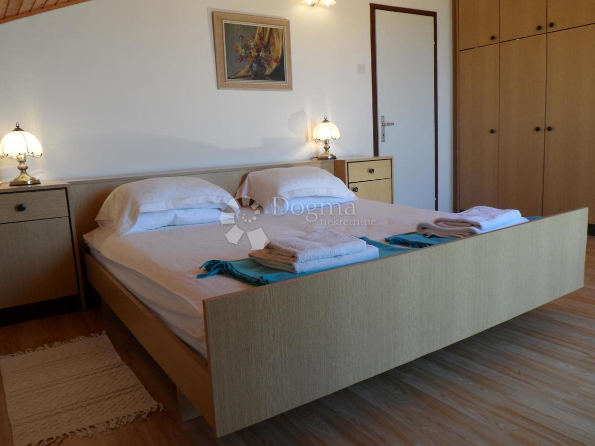 Hiša Nova Vas, Poreč, 318,31m2