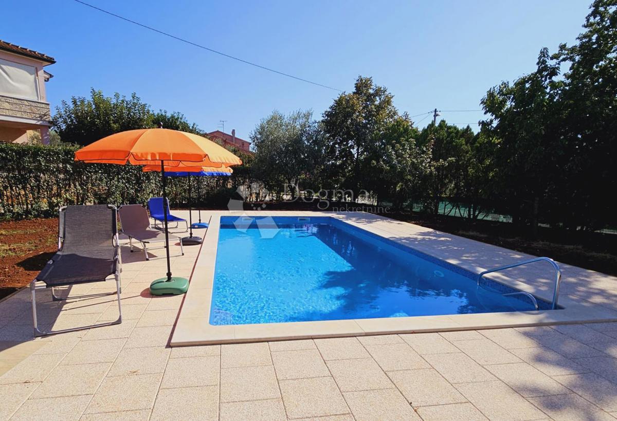 Hiša Nova Vas, Poreč, 318,31m2