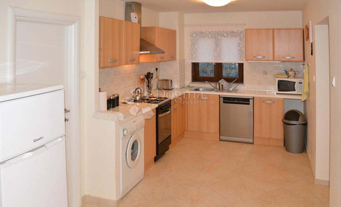 Hiša Nova Vas, Poreč, 318,31m2