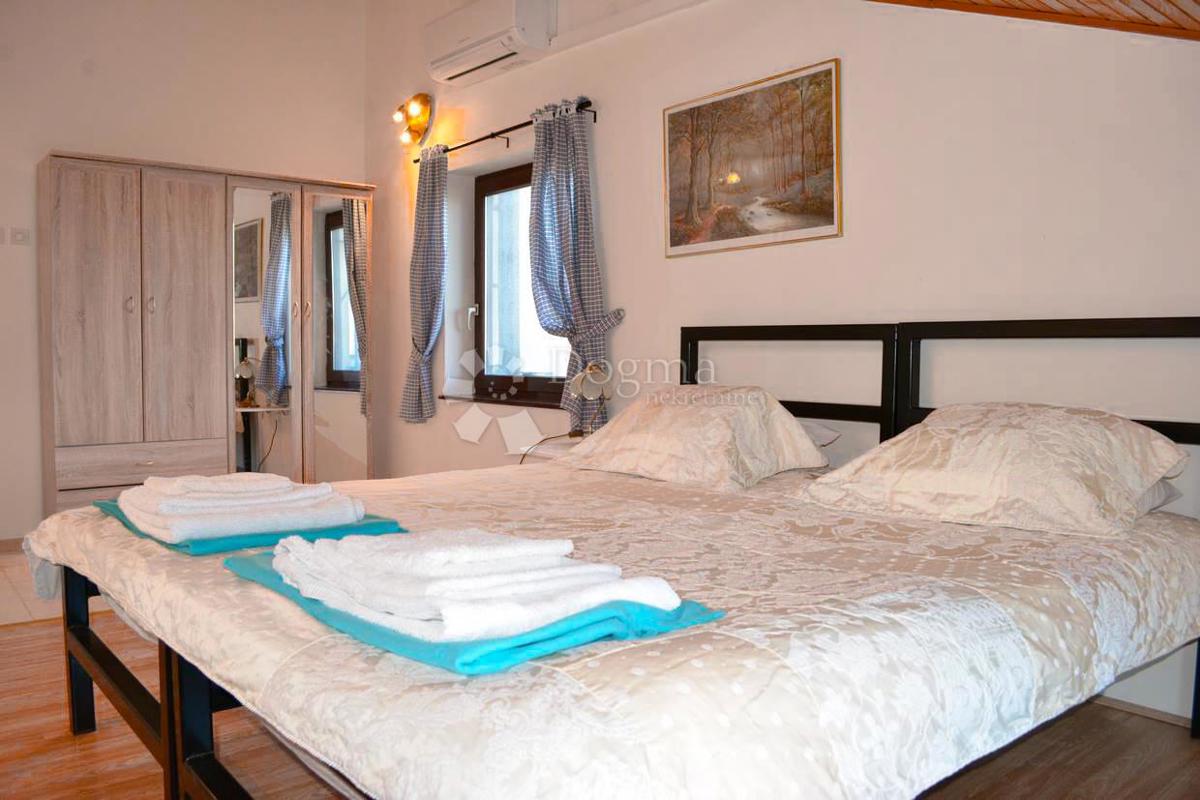 Hiša Nova Vas, Poreč, 318,31m2