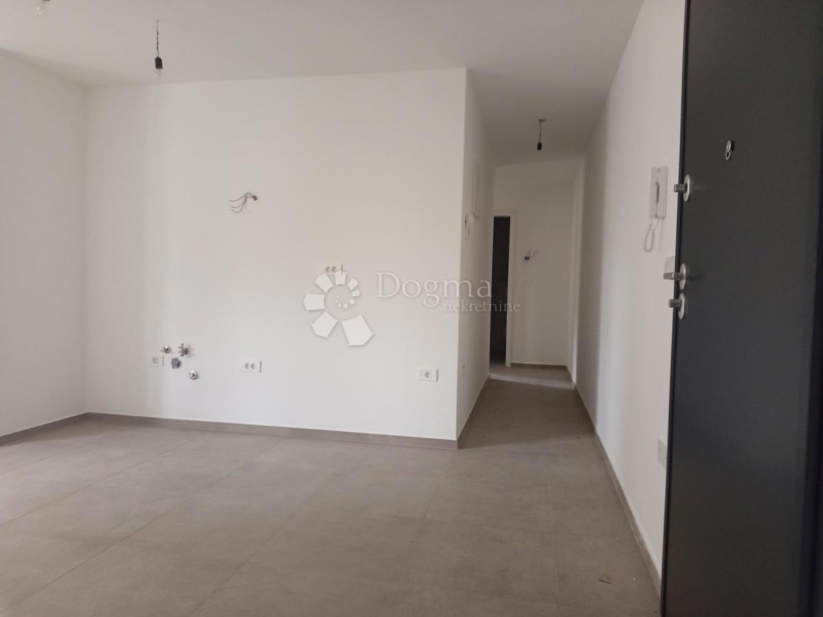 Stanovanje Centar, Pula, 54m2