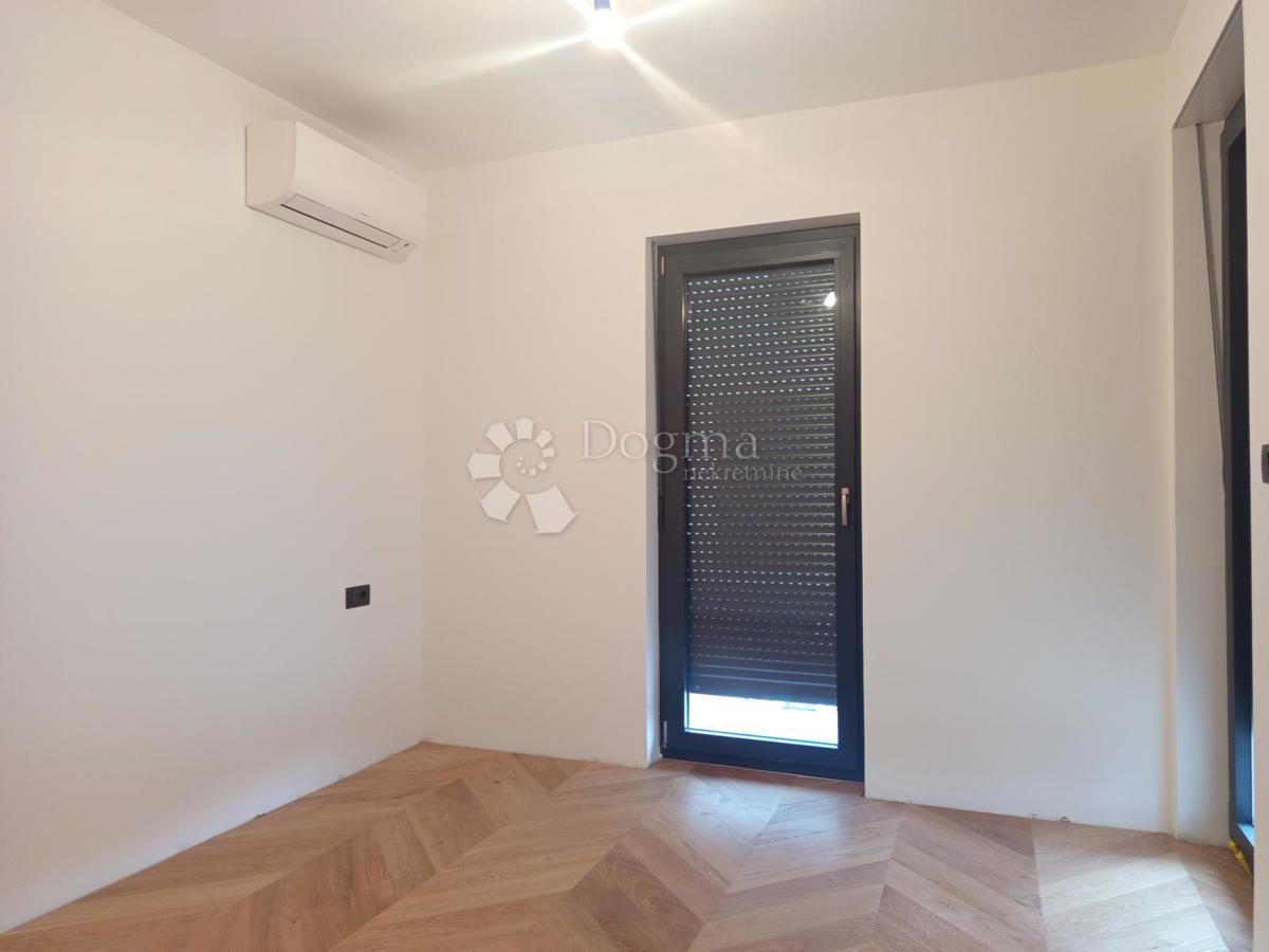 Stanovanje Valdebek, Pula, 57m2