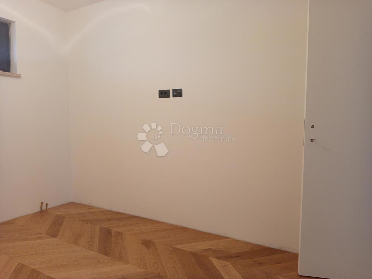 Stanovanje Valdebek, Pula, 57m2