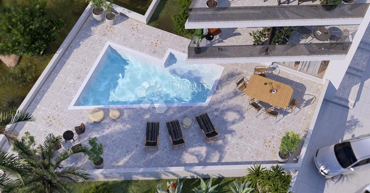 ČIOVO - PRVA VRSTA DO MORJA, VRHUNSKA LOKACIJA