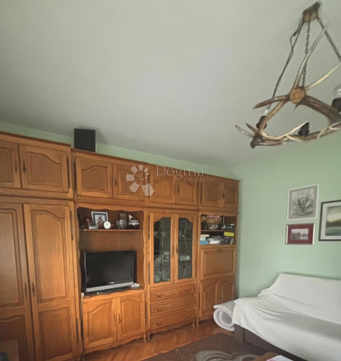 Hiša Našice, 279m2