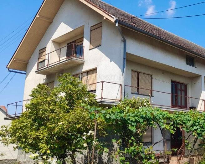 Hiša Našice, 279m2