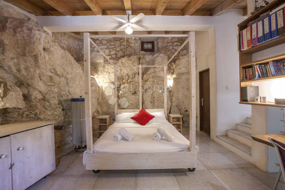 Hiša Centar, Pula, 199m2