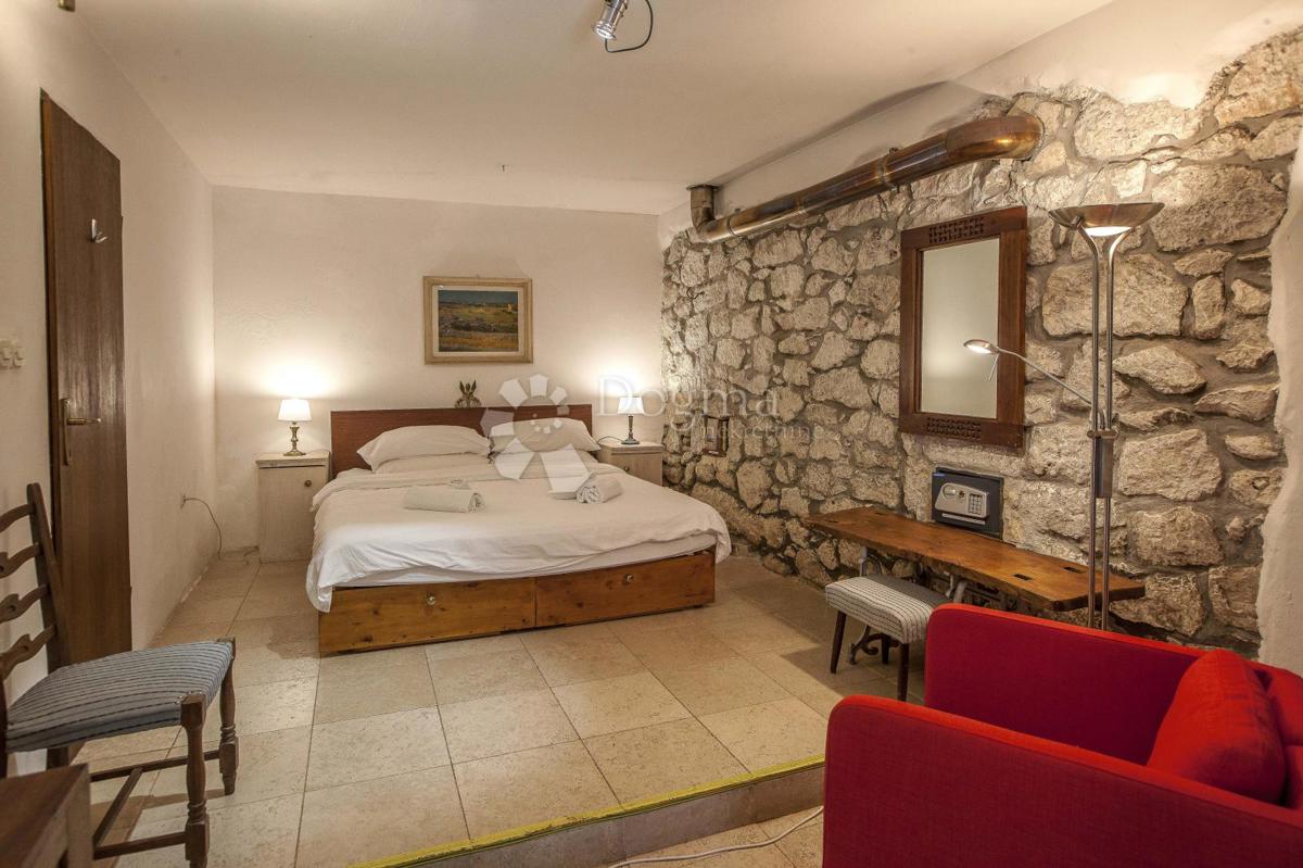 Hiša Centar, Pula, 199m2