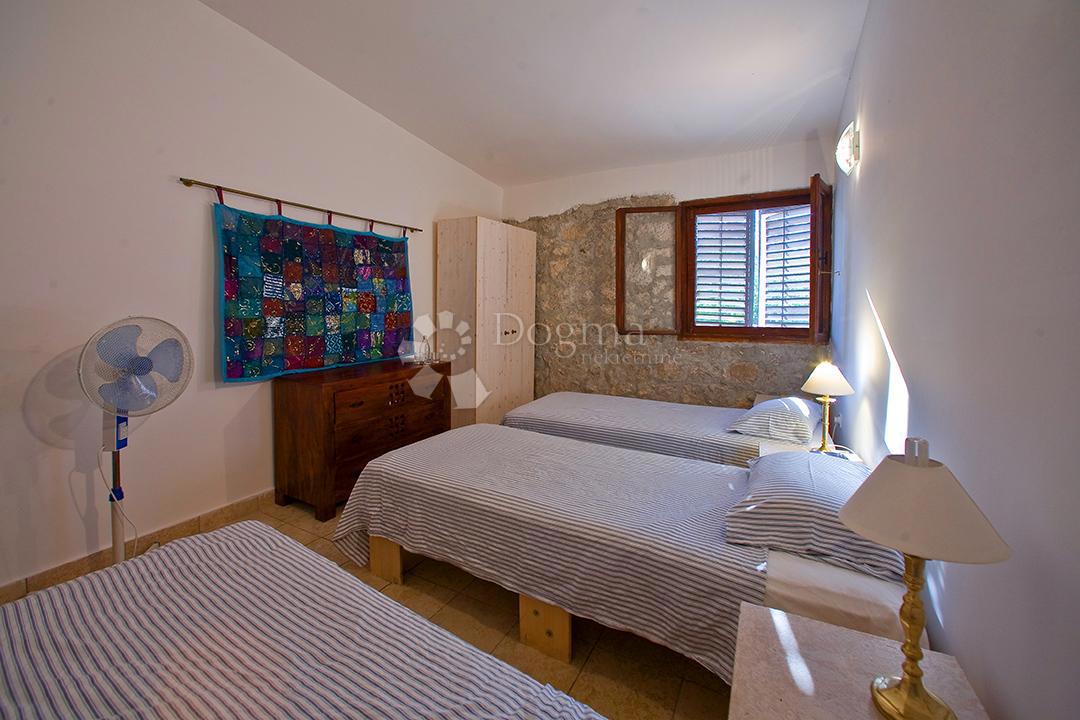 Hiša Centar, Pula, 199m2