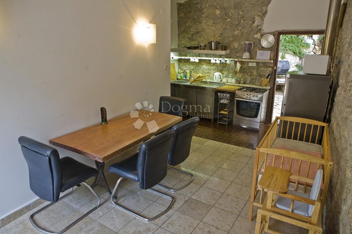 Hiša Centar, Pula, 199m2