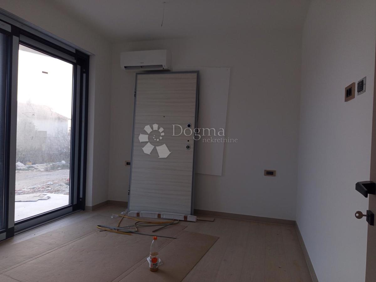 Stanovanje Valdebek, Pula, 93,66m2