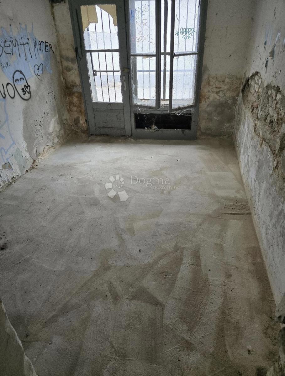 Hiša Kruge, Trnje, 180m2