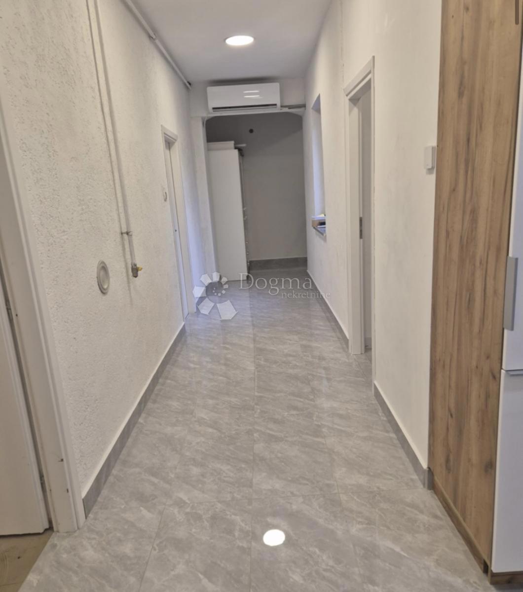 Stanovanje Centar, Rijeka, 105m2