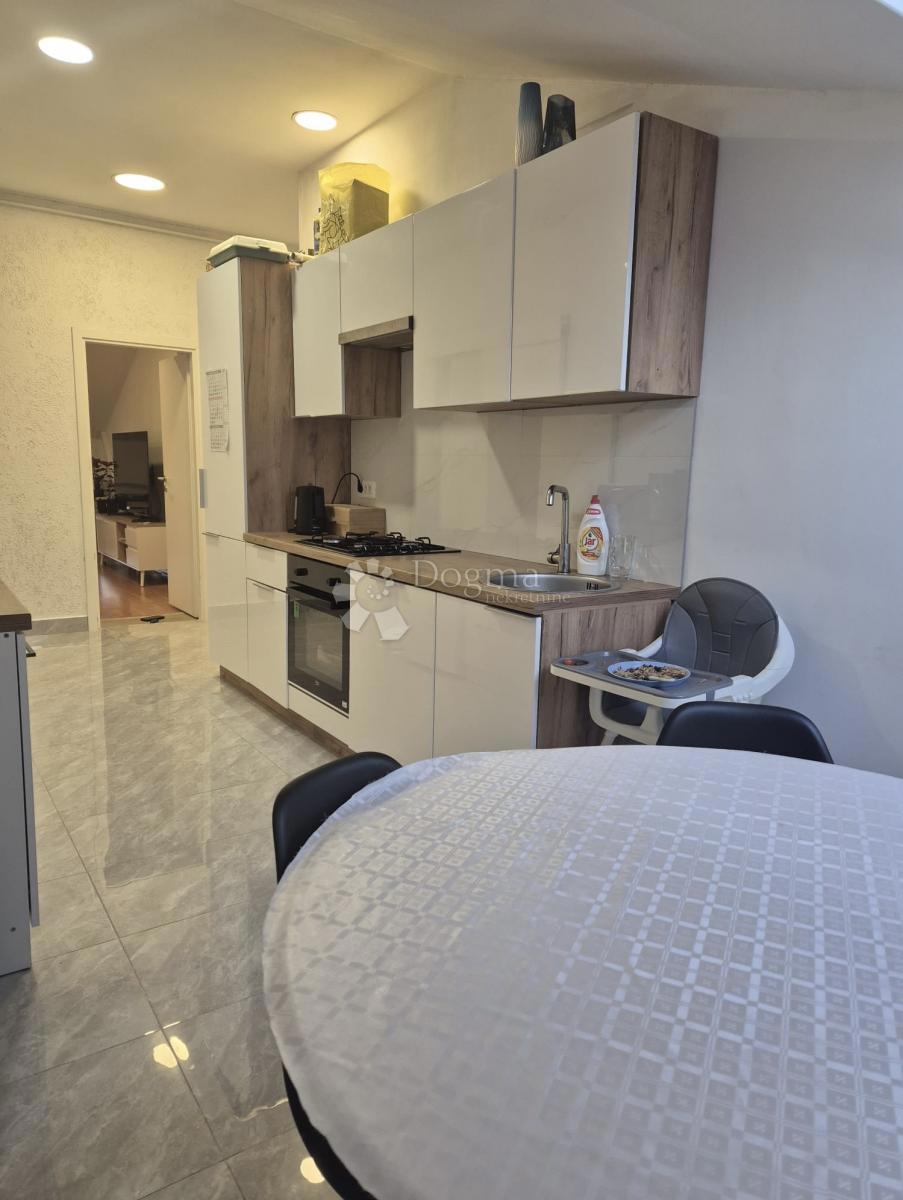 Stanovanje Centar, Rijeka, 105m2