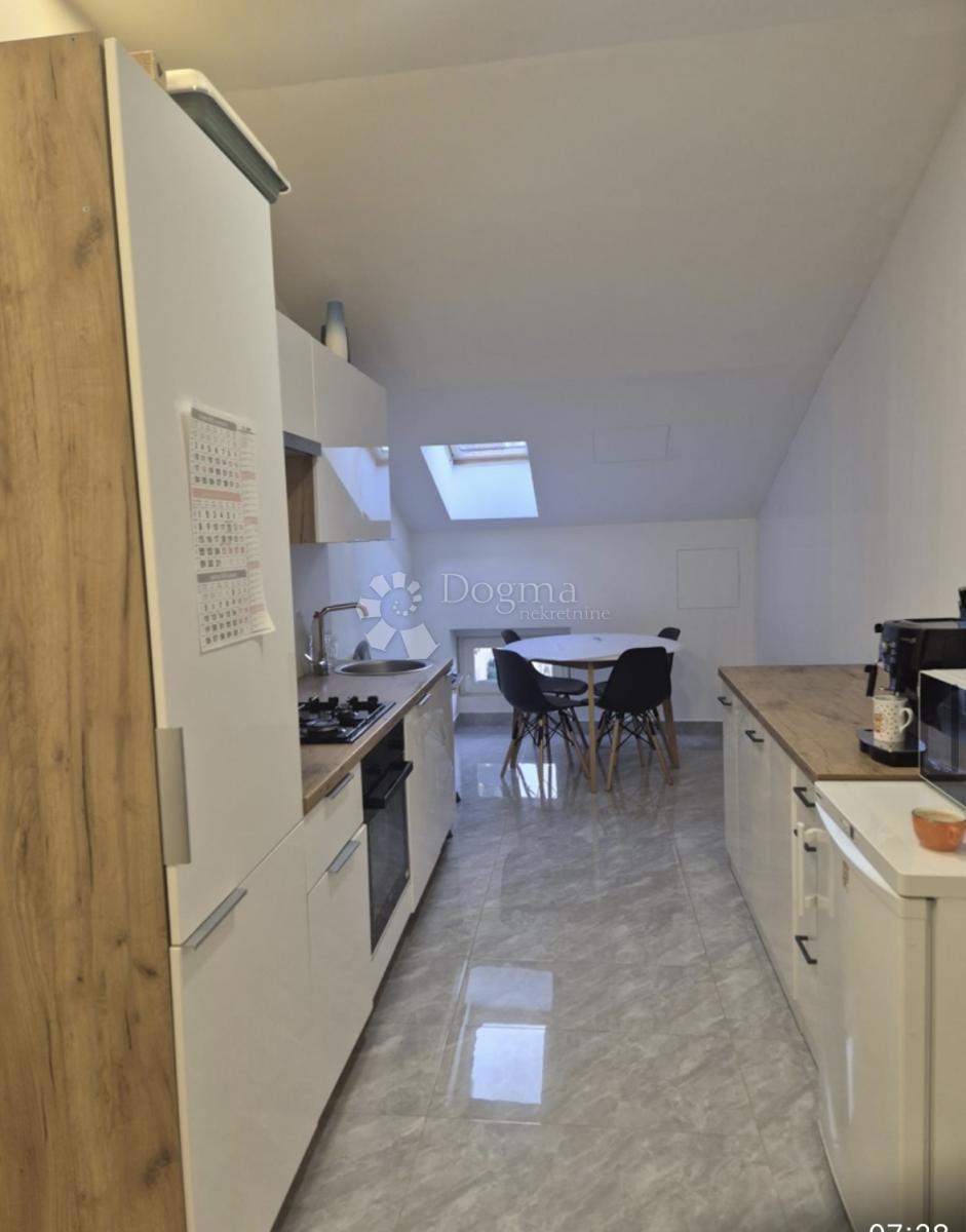 Stanovanje Centar, Rijeka, 105m2