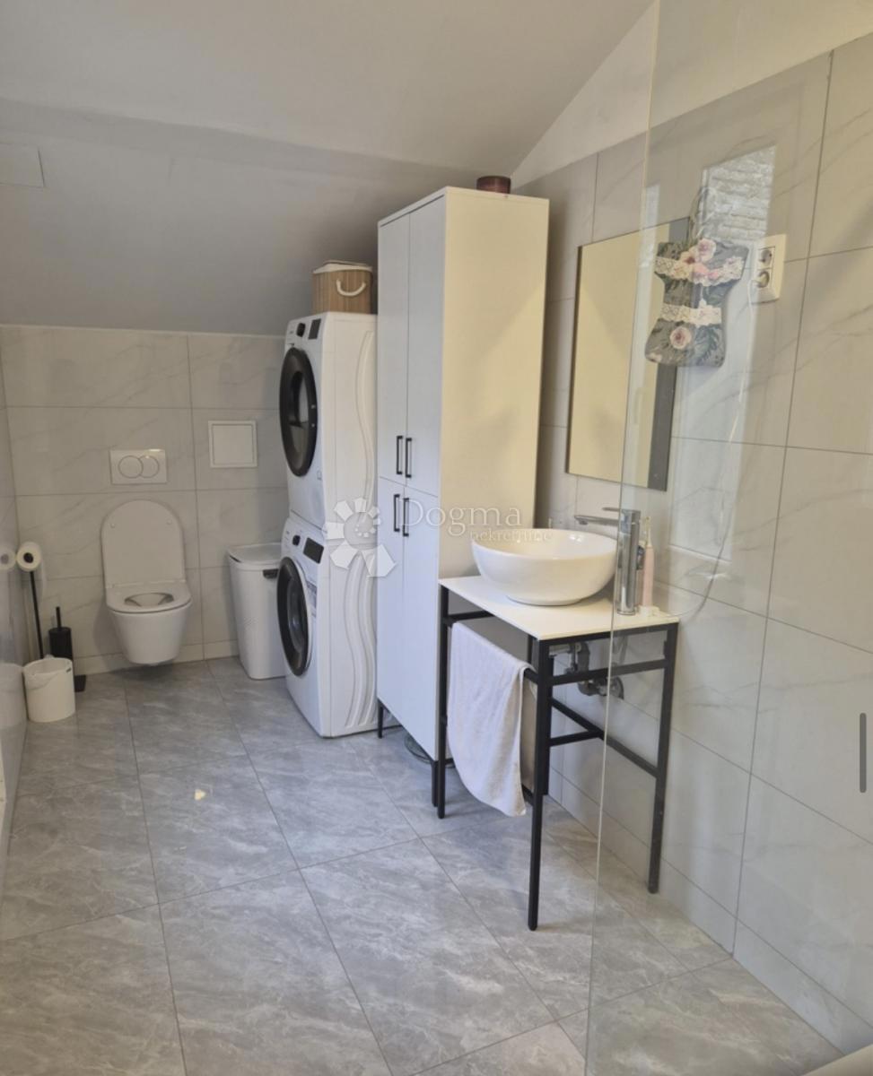 Stanovanje Centar, Rijeka, 105m2