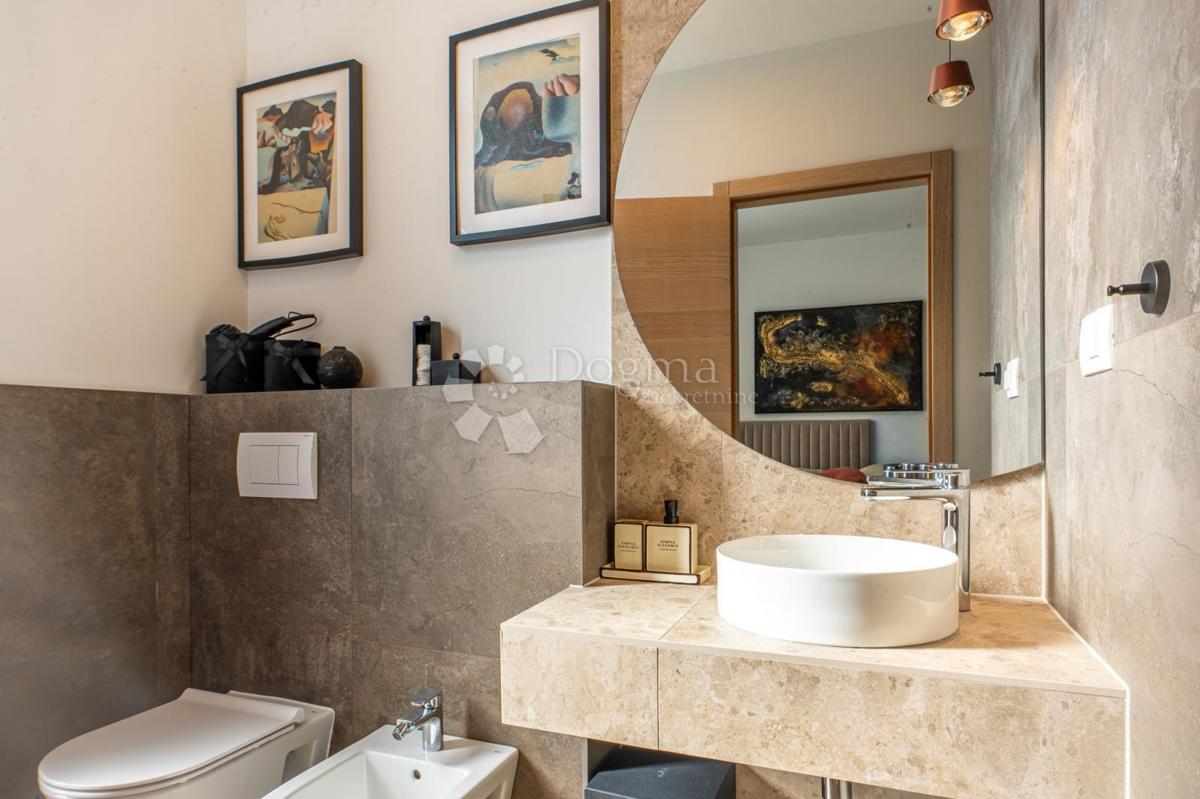 Hiša Linardići, Krk, 176m2