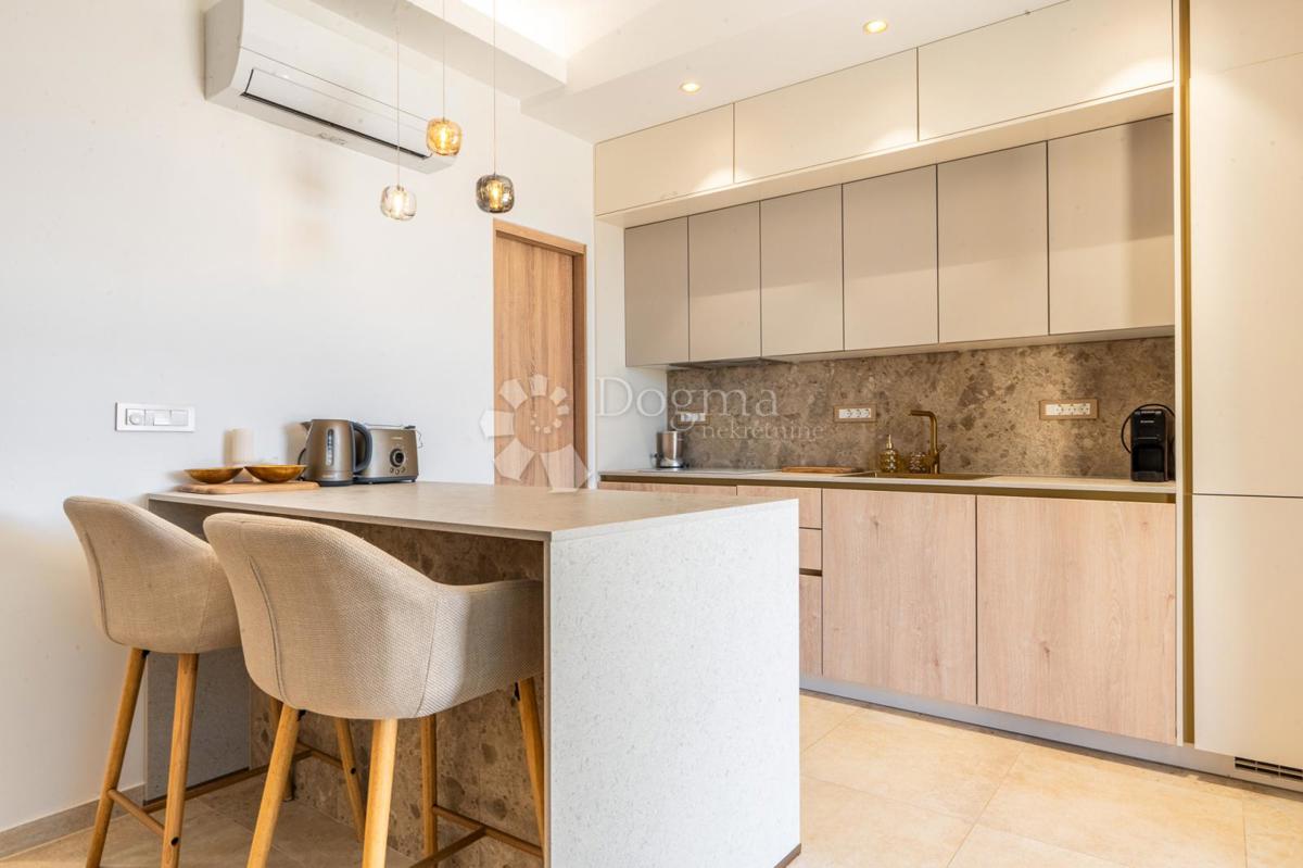 Hiša Linardići, Krk, 176m2