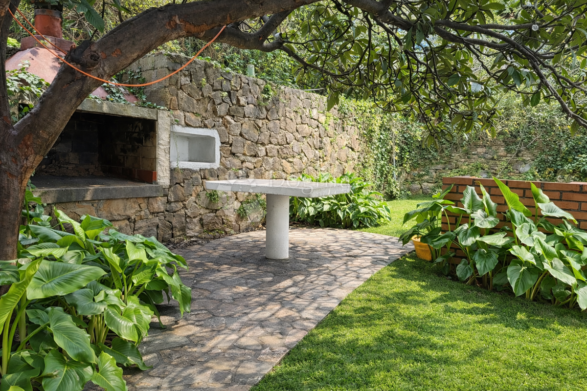 Hiša Žrnovnica, Split - Okolica, 102m2