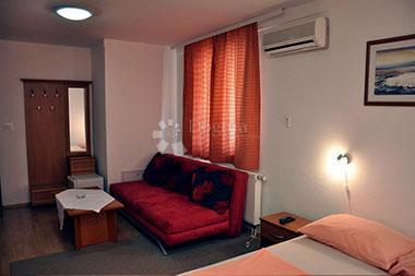 Hiša Brodsko Vinogorje, Slavonski Brod, 872m2