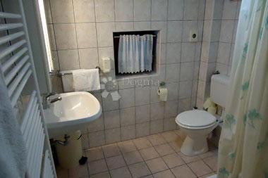 Hiša Brodsko Vinogorje, Slavonski Brod, 872m2