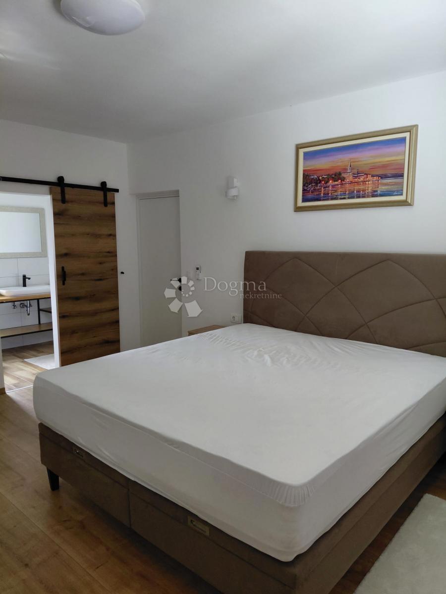 Hiša Deklići, Kaštelir-Labinci, 180m2