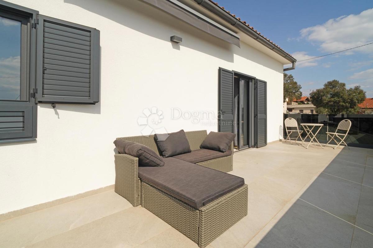 Hiša Deklići, Kaštelir-Labinci, 180m2