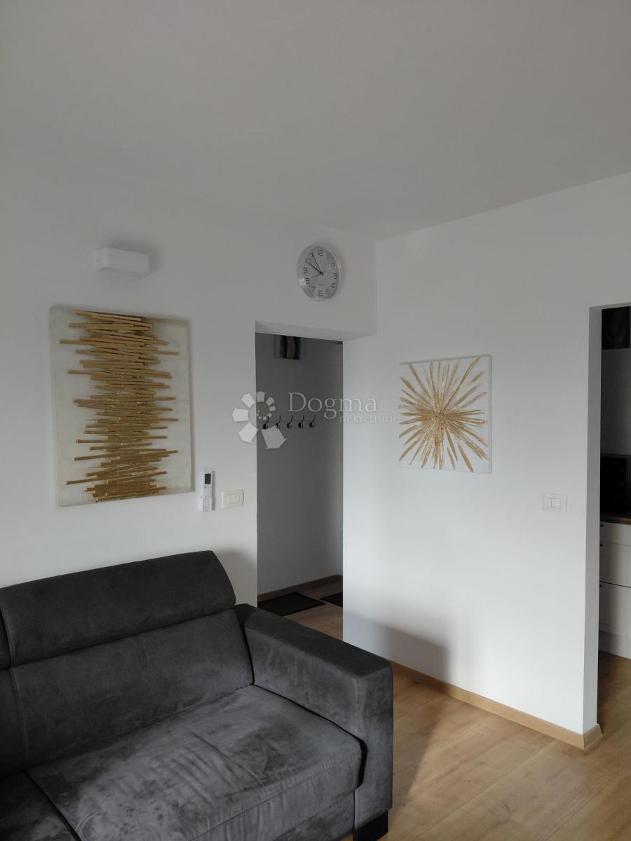 Hiša Deklići, Kaštelir-Labinci, 180m2