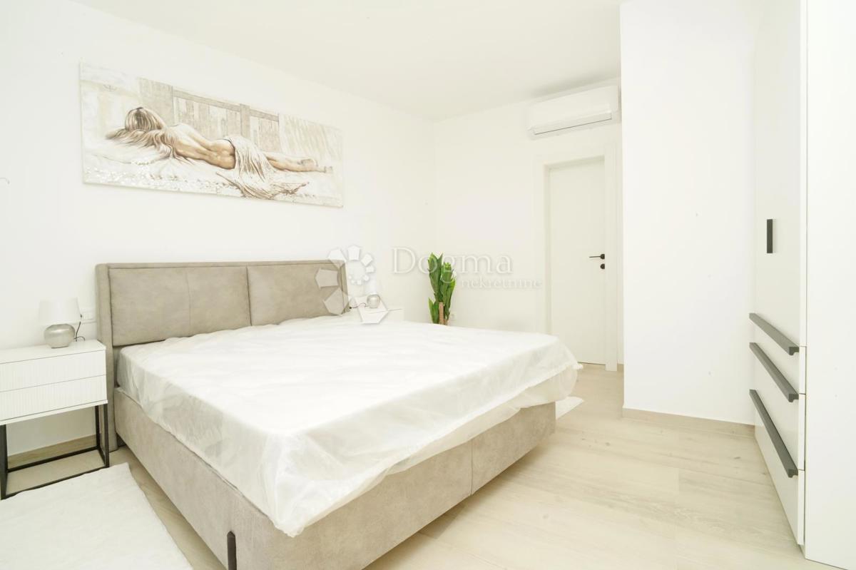 Hiša Deklići, Kaštelir-Labinci, 180m2