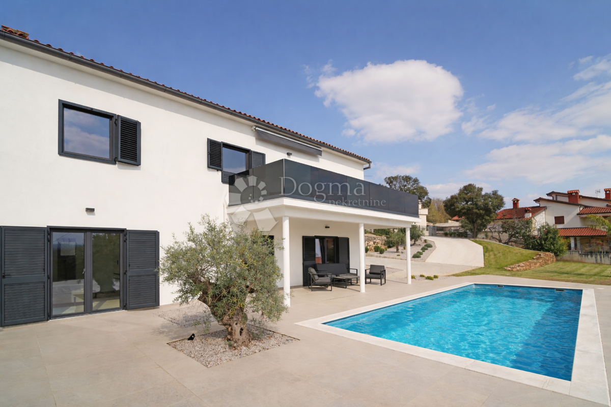 Hiša Deklići, Kaštelir-Labinci, 180m2