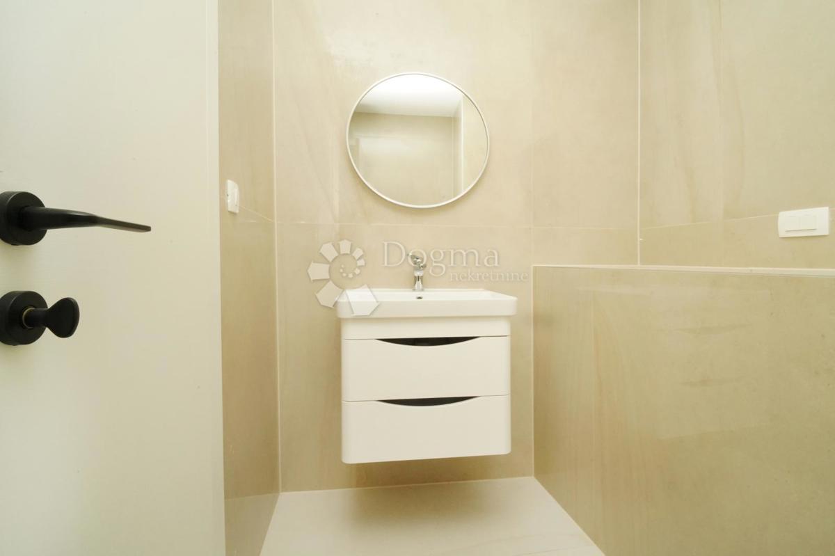 Hiša Deklići, Kaštelir-Labinci, 180m2