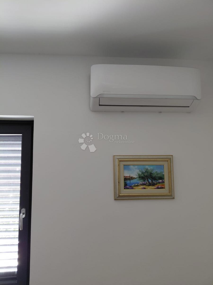 Hiša Deklići, Kaštelir-Labinci, 180m2