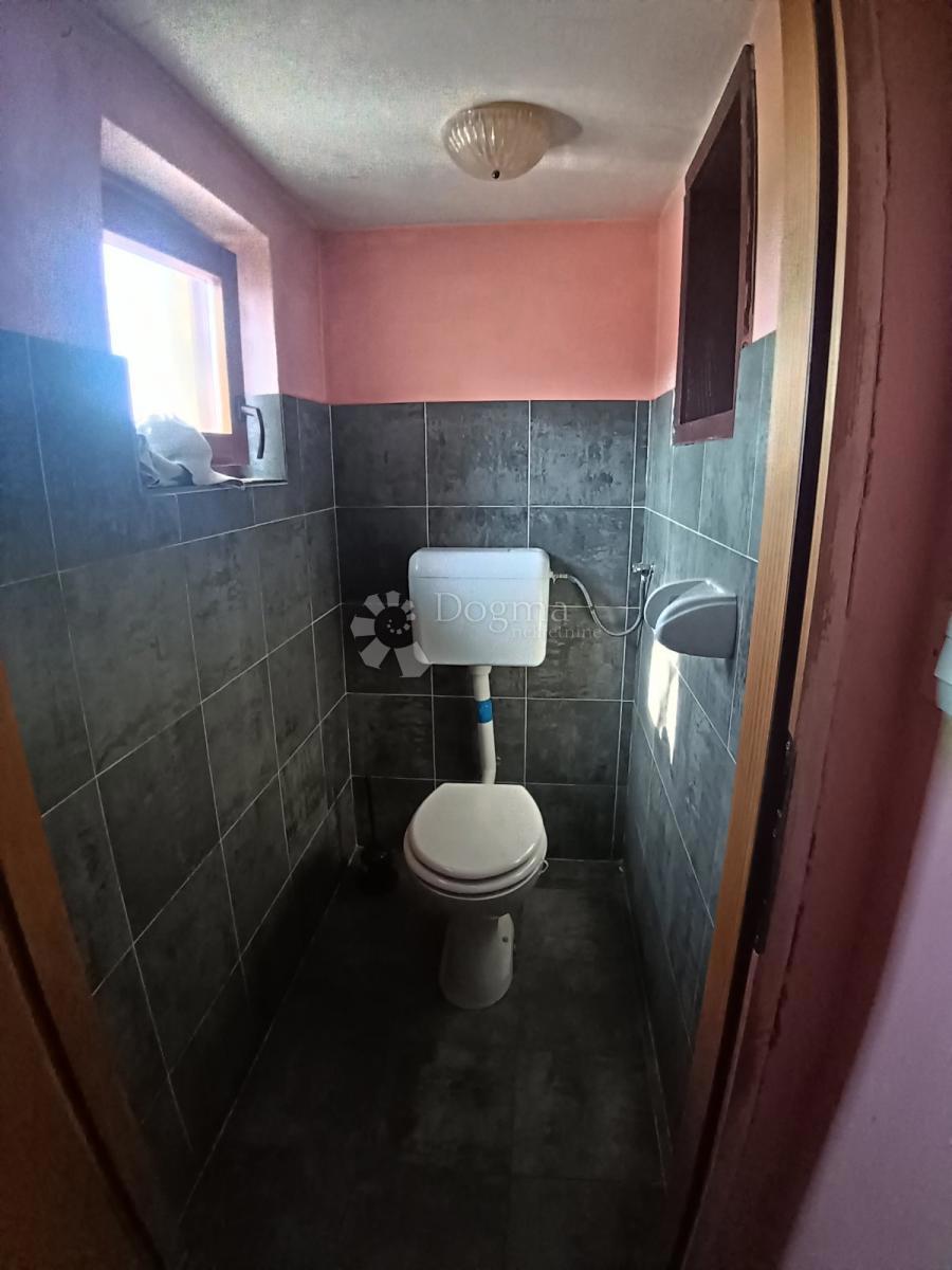 Hiša Tenja, Osijek - Okolica, 150m2