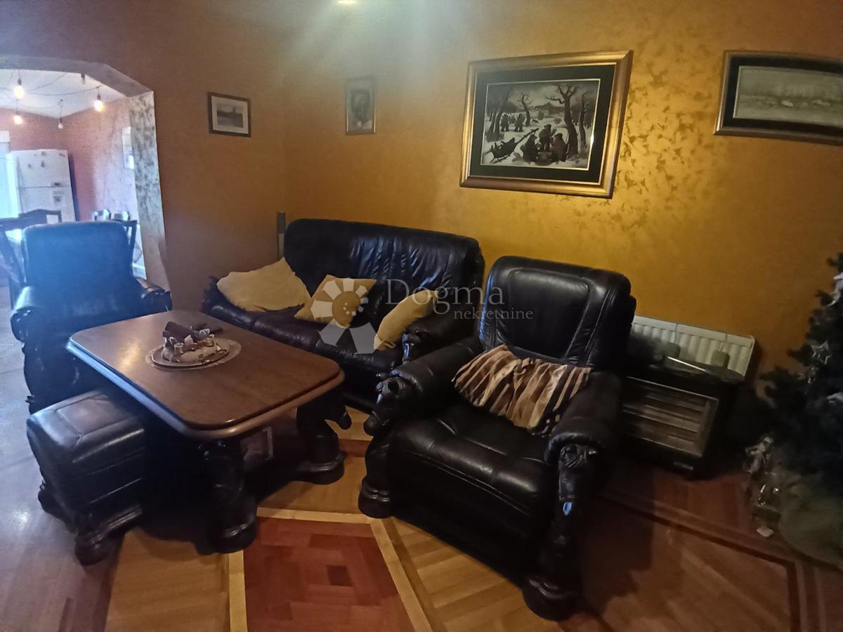 Hiša Tenja, Osijek - Okolica, 150m2