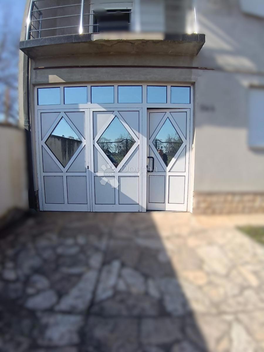 Hiša Tenja, Osijek - Okolica, 150m2