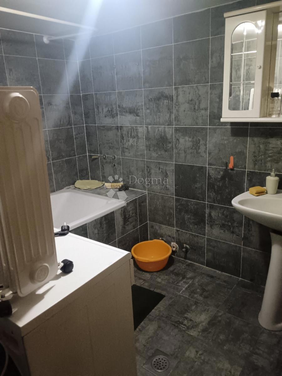 Hiša Tenja, Osijek - Okolica, 150m2