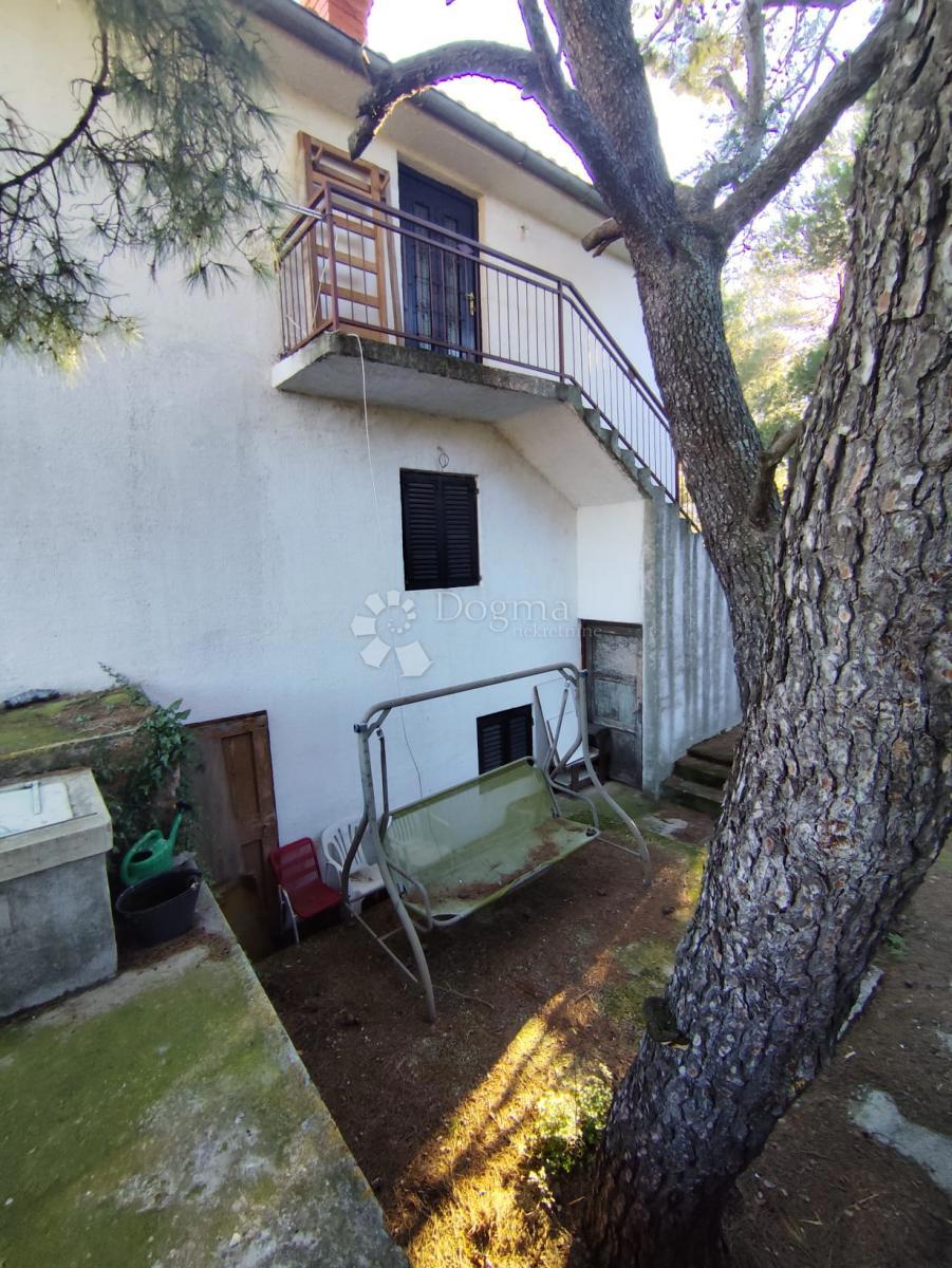 Hiša Jezera, Tisno, 156m2