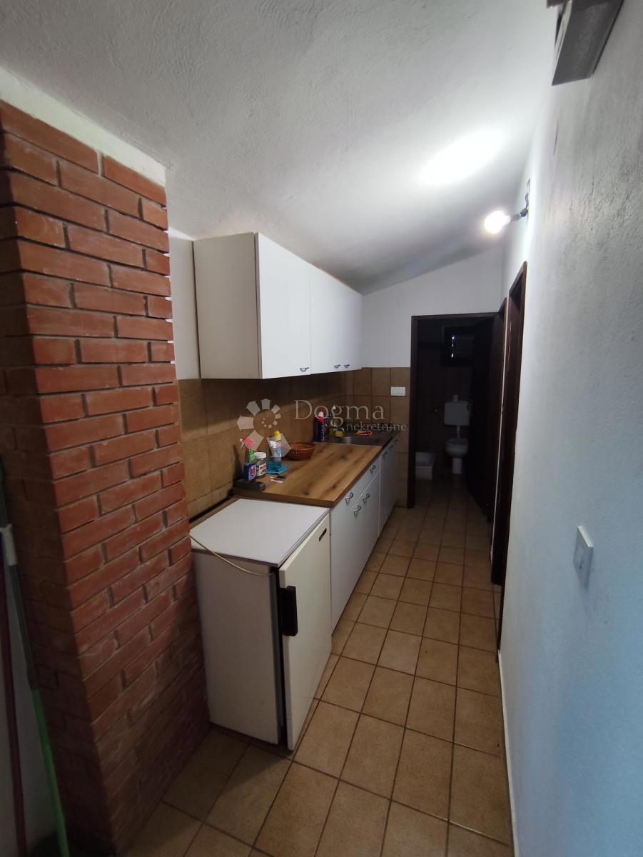 Hiša Jezera, Tisno, 156m2