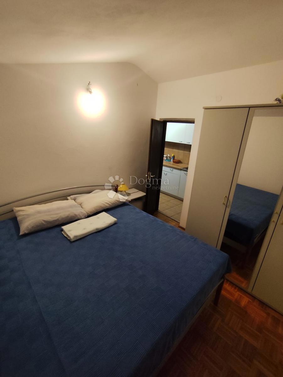 Hiša Jezera, Tisno, 156m2