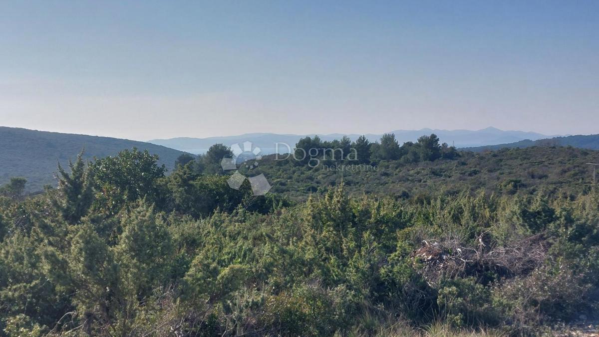 Zazidljivo zemljišče Debeljak, Sukošan, 660m2