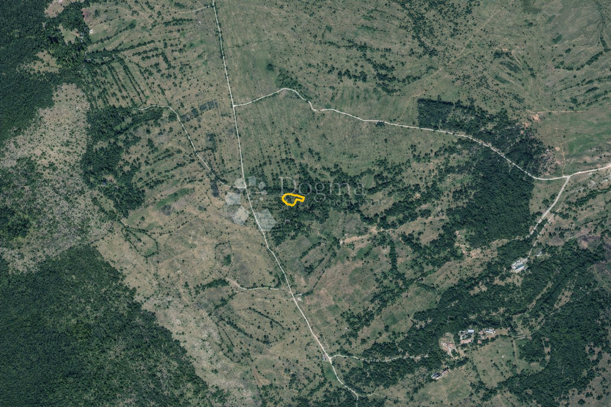 Zazidljivo zemljišče Rudopolje Bruvanjsko, Gračac, 58.188m2