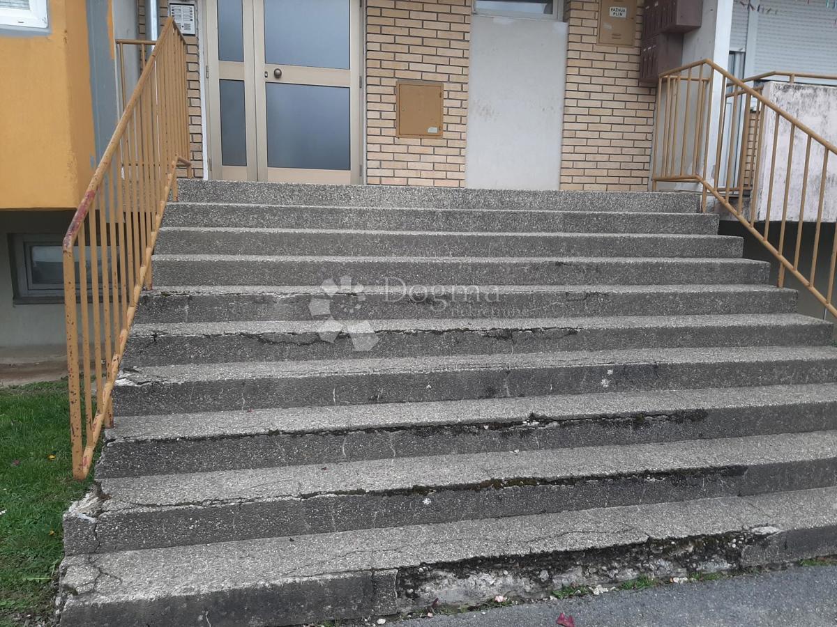 Stanovanje Centar Ivanić-Grad, Ivanić-Grad, 57,99m2