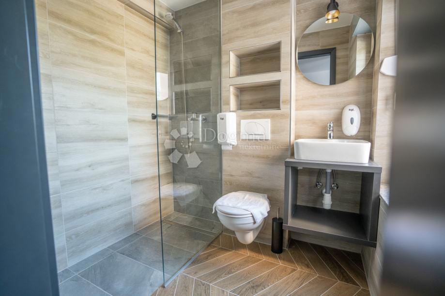 Hiša Adica, Vukovar, 827m2