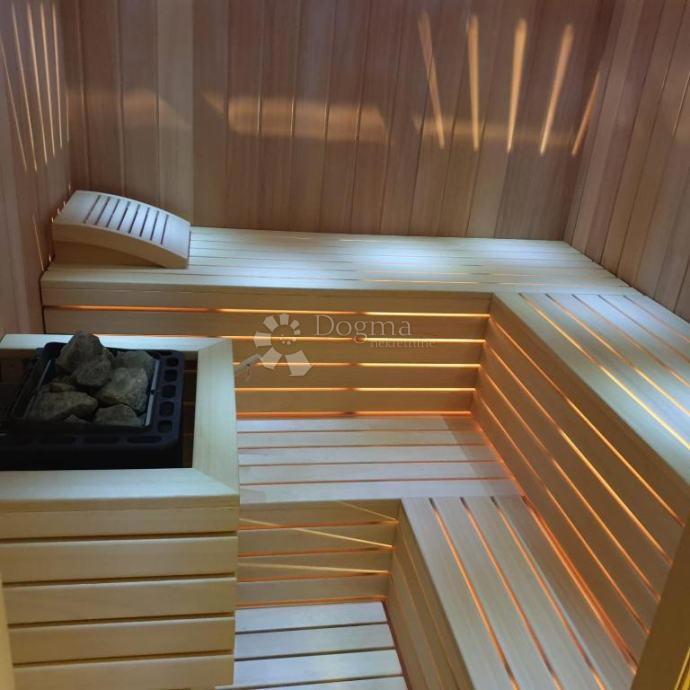 Hiša Adica, Vukovar, 827m2