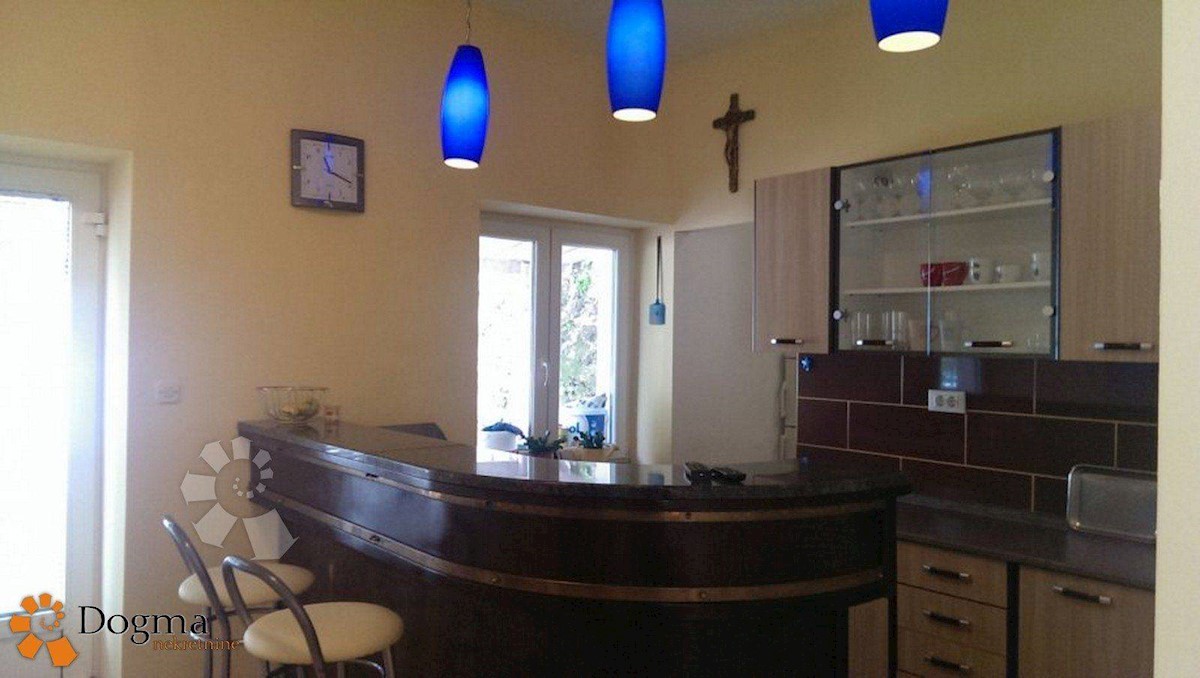 Hiša Novi Vinodolski, 550m2