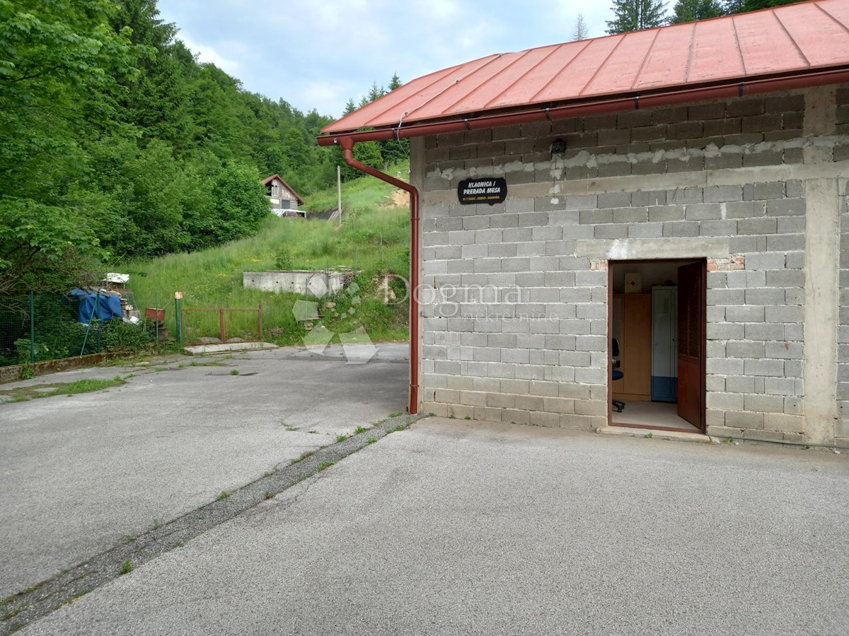 Poslovni prostor Gerovo, Čabar, 122,58m2